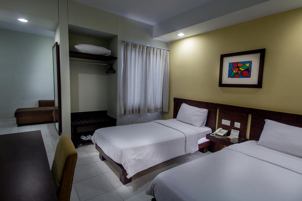סמאראנג Hotel Quirin חדר תמונה